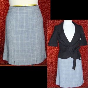 EXPRESS black plaid above knee A-line skirt 3 / 4💥🕛